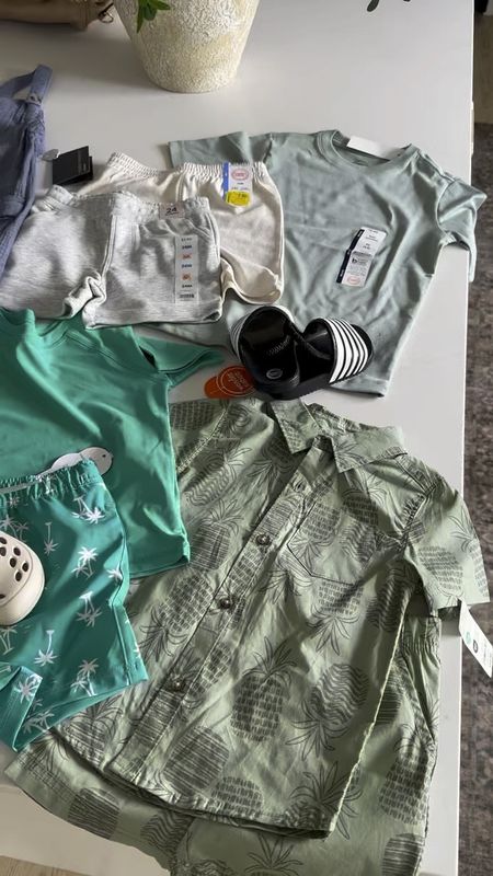 Walmart’s baby/toddler size spring & summer clothing finds! 

#walmartfinds
#walmartfashion