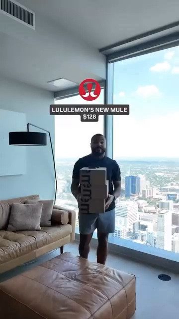 Gift for Men 💙 I definitely just ordered these for my husband for Christmas... They make great house shoes... 