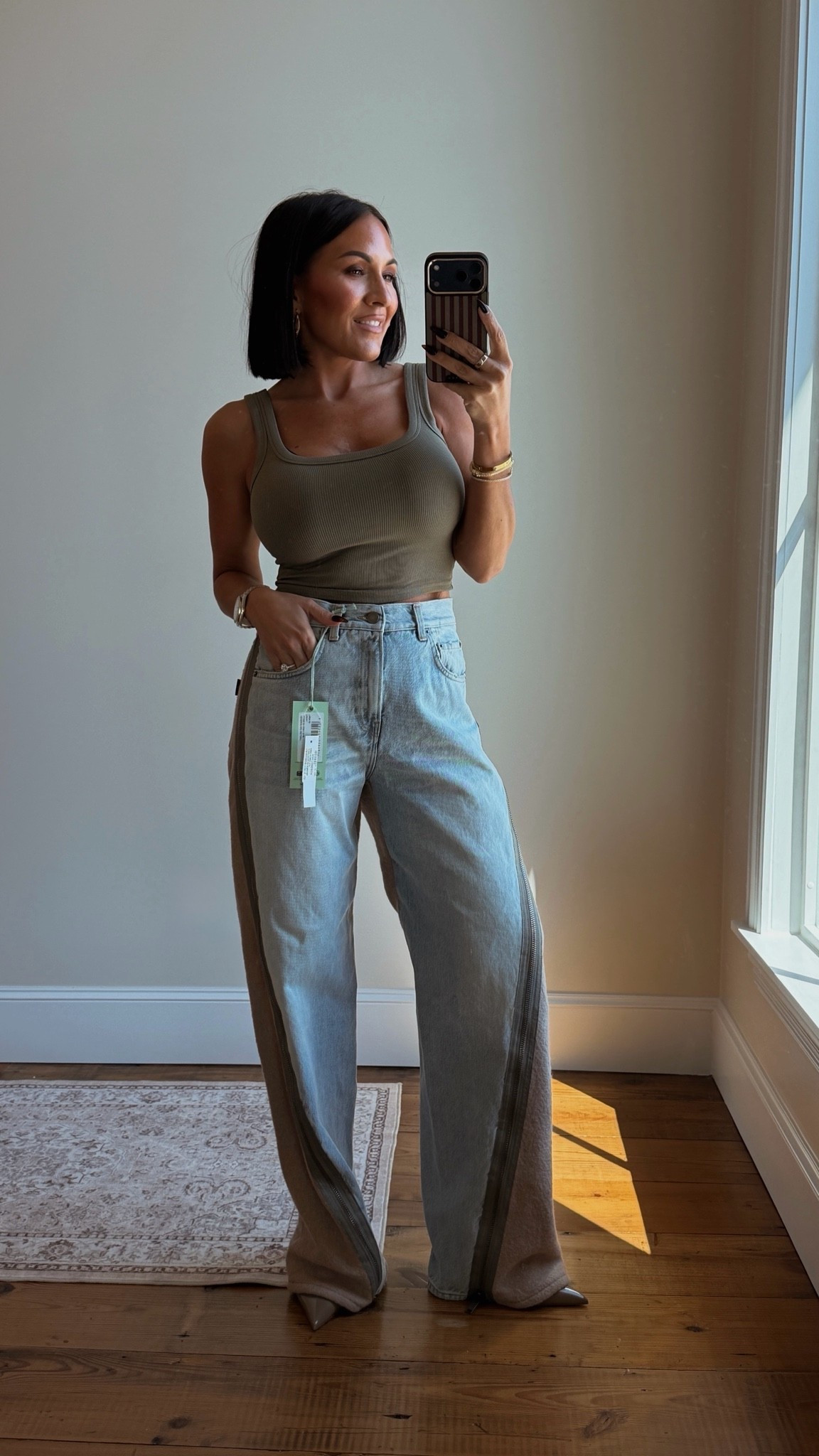 Absolutely obsessed. Love a fun pant! 

Xs in tank
25 in jeans