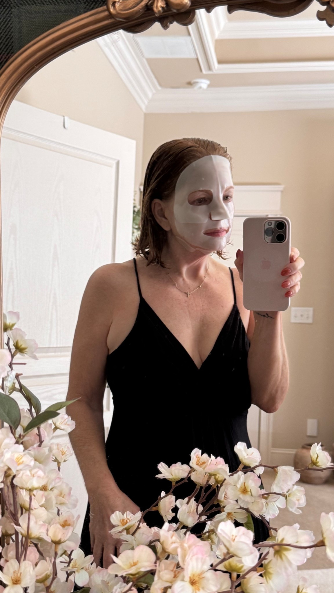 As we head into colder weather, this is a much needed collegian mask! My skin has been very dry lately. This is my second time using these masks that hydrate and plump my skin. I leave it on until it turns clear. It takes a few hours so I’m going to read and catch up on my shows! 



#LTKWedding #LTKOver40 #LTKBeauty