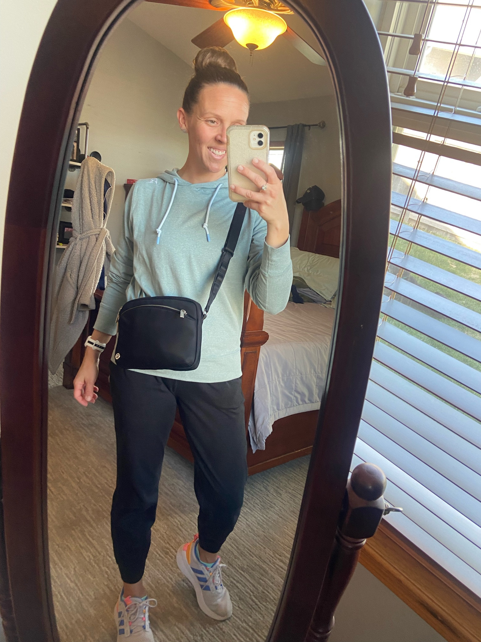 Travel Outfit - wearing a similar Rhoback hoodie 

#crossbody #vuori #rhoback #joggers #hoodie #athleisure #travel #LTKfindsunder50 #LTKtravel #LTKitbag #LTKfindsunder100 

#LTKsalealert #LTKkids #LTKshoecrush
