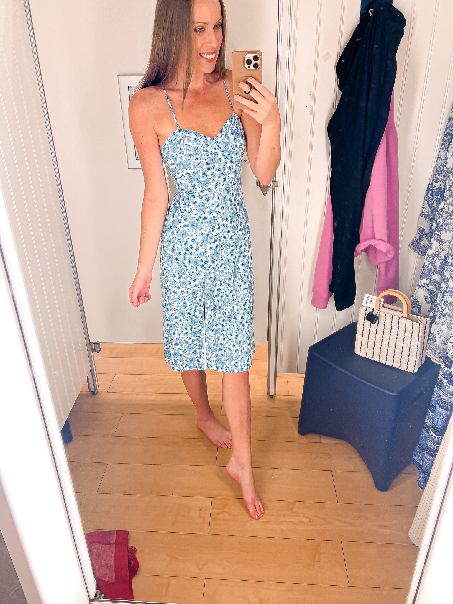 Blue and white dresses of my dreams 💙🤍

These marshalls finds are so pretty!  You can shop online or in store for these finds. I linked what I could find and similar styles ☺️


Blue and white dresses, graduation dresses, Mother’s Day dress, vacation dress, outfit idea, maxi dress, midi dress, jumpsuit, handbag, blue dress, white dress, floral dress, neutral jumpsuit

#LTKwedding #LTKeurope #LTKfamily