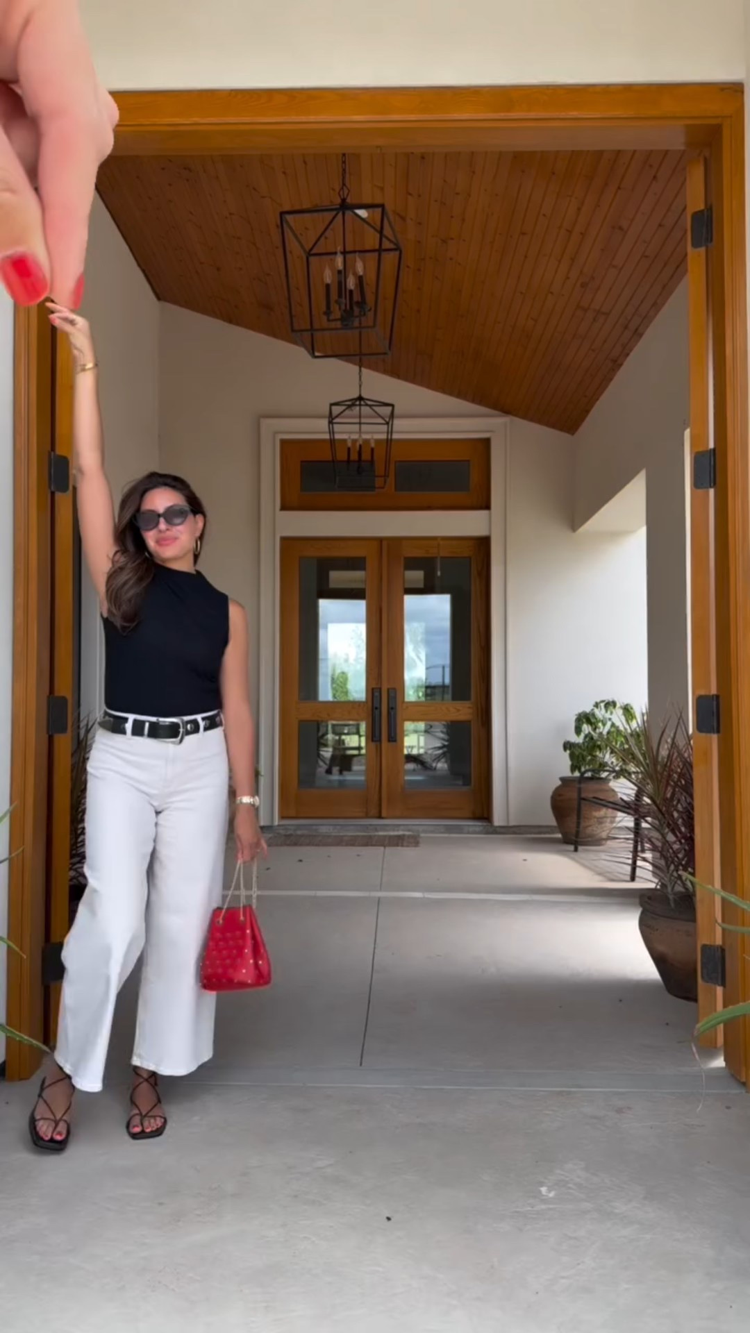 Nothing feisty to see here, just a solulu to wearing black in summer 🖤✨