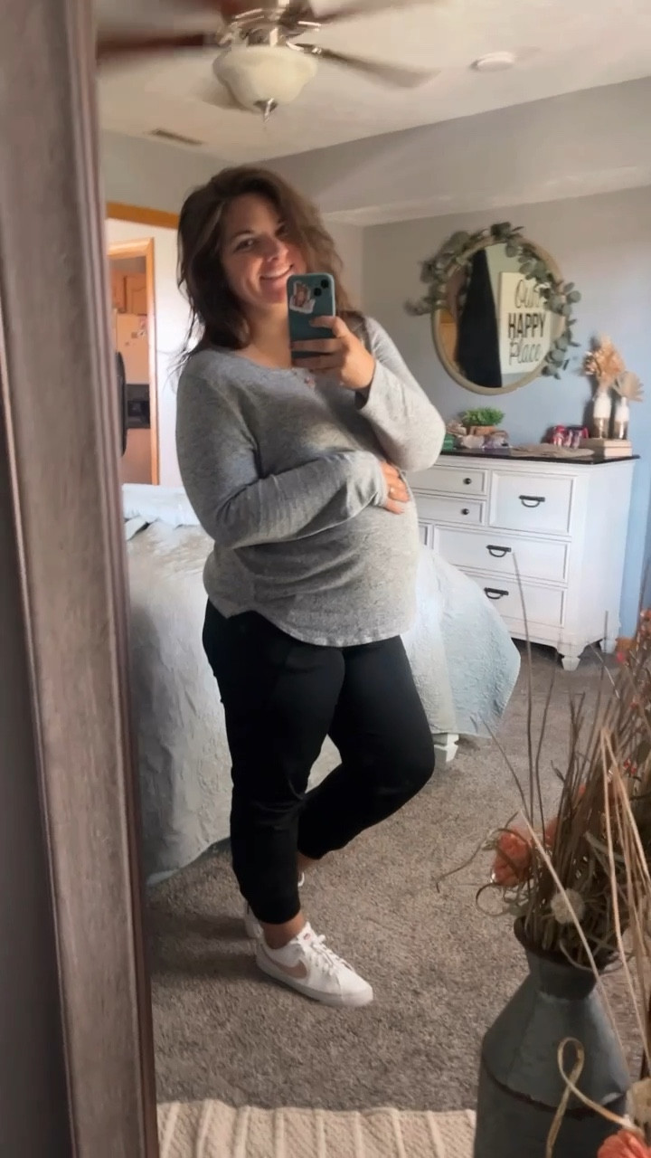 Bump friendly casual style. 

#LTKunder50 #LTKbump