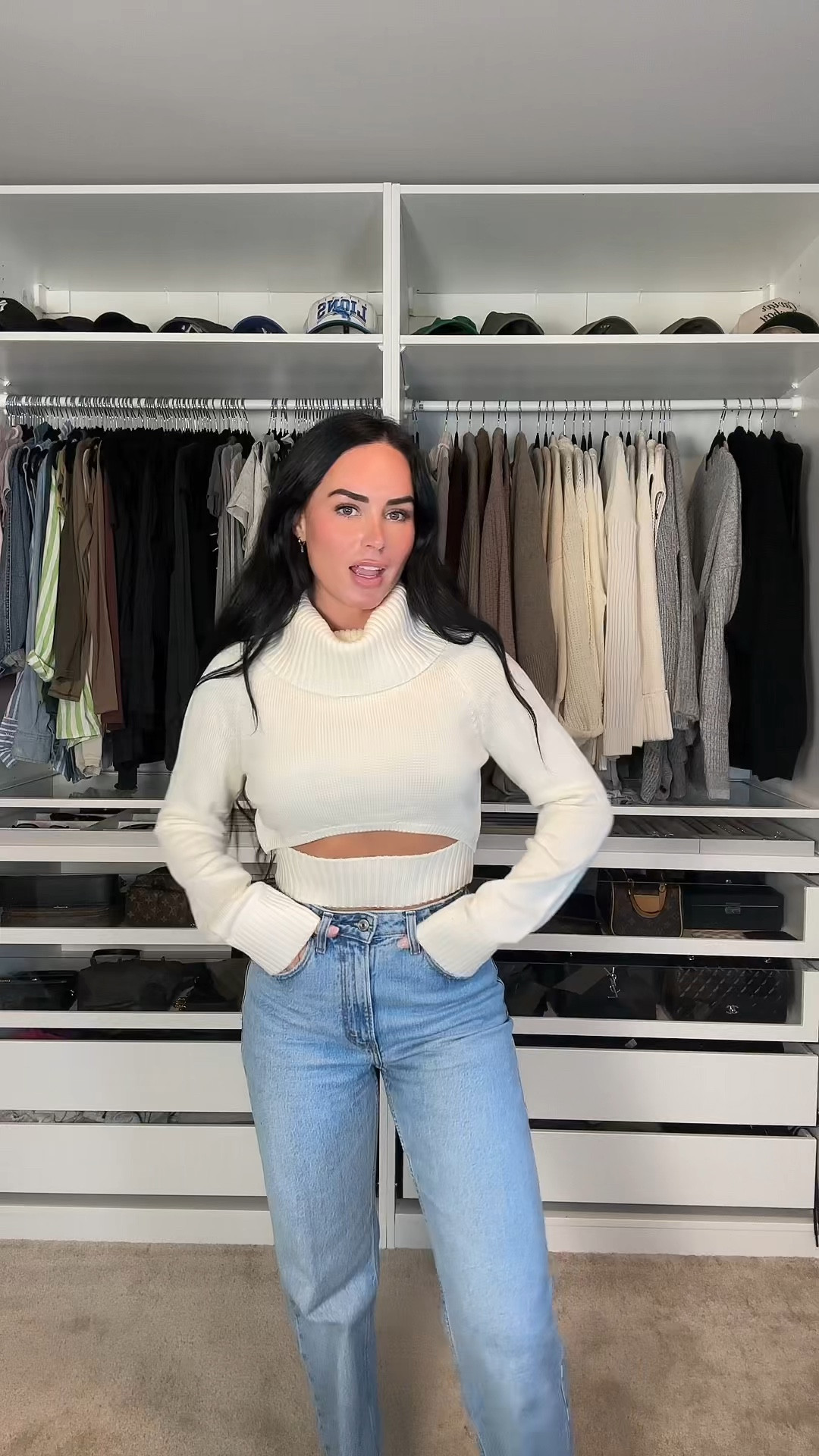I’m wearing a size medium sweater, size 26 curve love jeans 


Fall fashion, sweaters, fall tops, revolve, revolve tops, jeans, Abercrombie jeans 

#LTKStyleTip #LTKU #LTKVideo