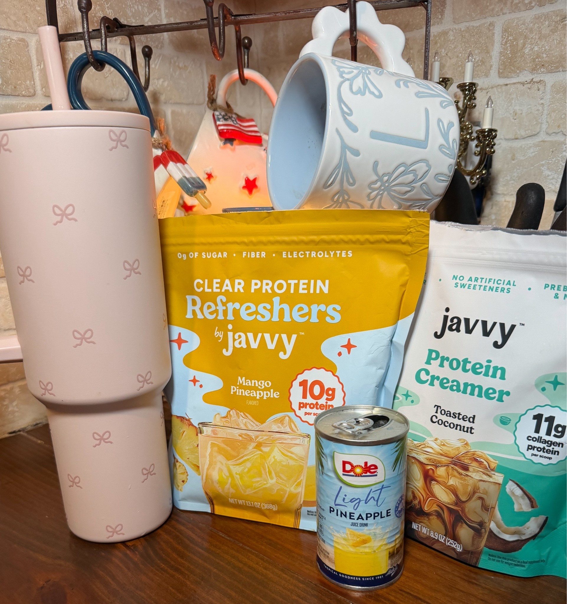 Protein refresher water ￼

#LTKmomlife #LTKselfcare #LTKfoodie