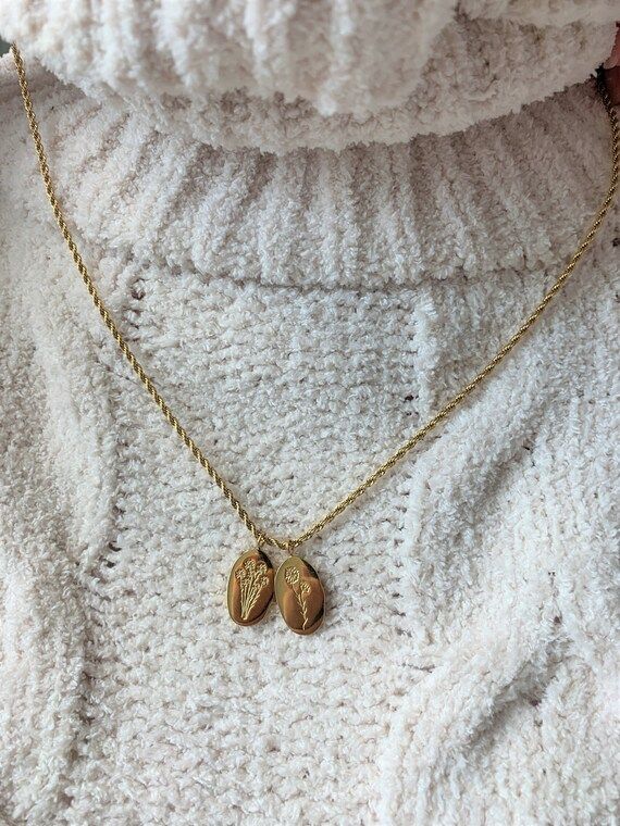 Gold Birth Flower Necklace Floral Necklace Gold Pendant | Etsy | Etsy (US)