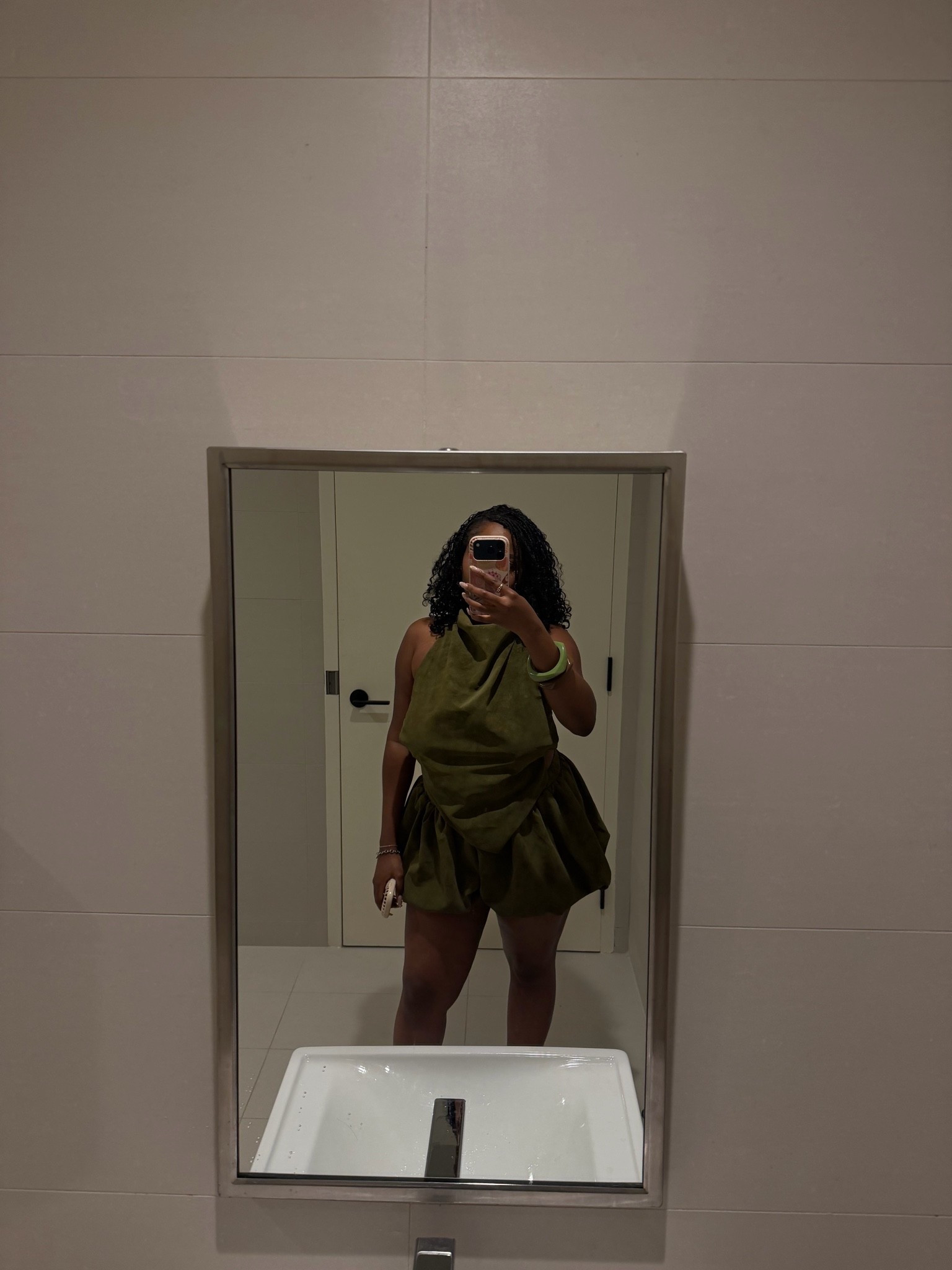 outfit check for a friend’s birthday party. dress code was time sexy 💚

#LTKcanada #LTKstyletip #LTKpartywear