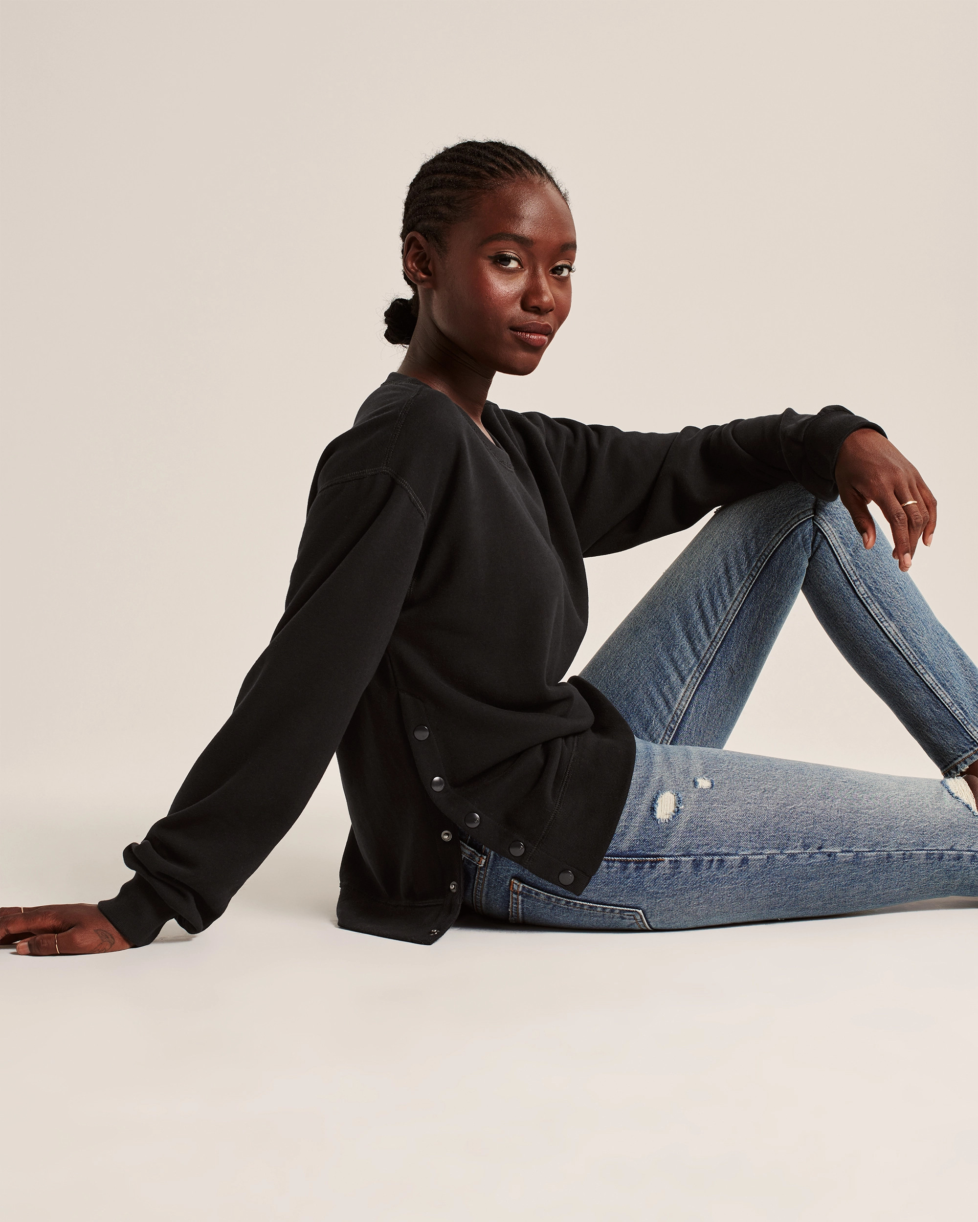 Side-Snap Crewneck Sweatshirt | Abercrombie & Fitch (US)