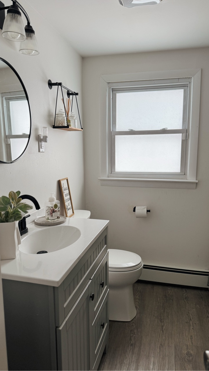 Window privacy film



#LTKSpringSale #LTKHome #LTKSaleAlert