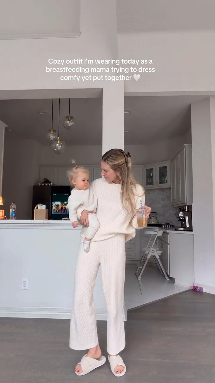 Comfy cozy outfit! Size M in the set. 

#LTKootd #LTKmomlife