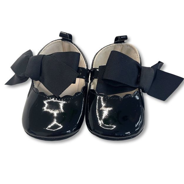 Baby Girls' Bow Crib Shoes - Cat & Jack™ Black | Target