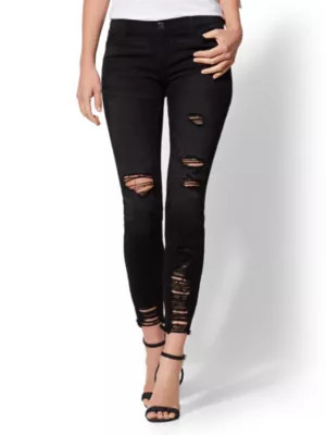 Soho Jeans - NY&C Runway - Destroyed Ankle Legging - Black | New York & Company