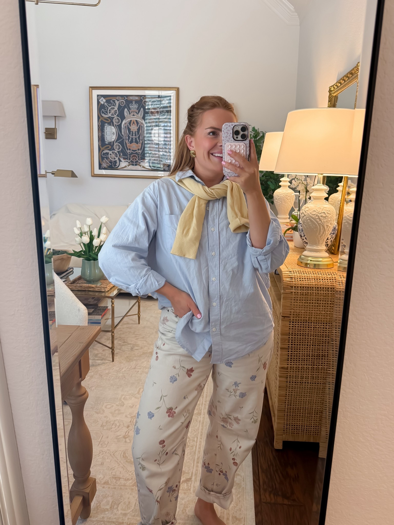 Today’s everyday mom outfit! I love these floral denim jeans! So cute to elevate a simple look! Let me know if you have questions on sizing!

#LTKootd #LTKWorkwear #LTKmomlife