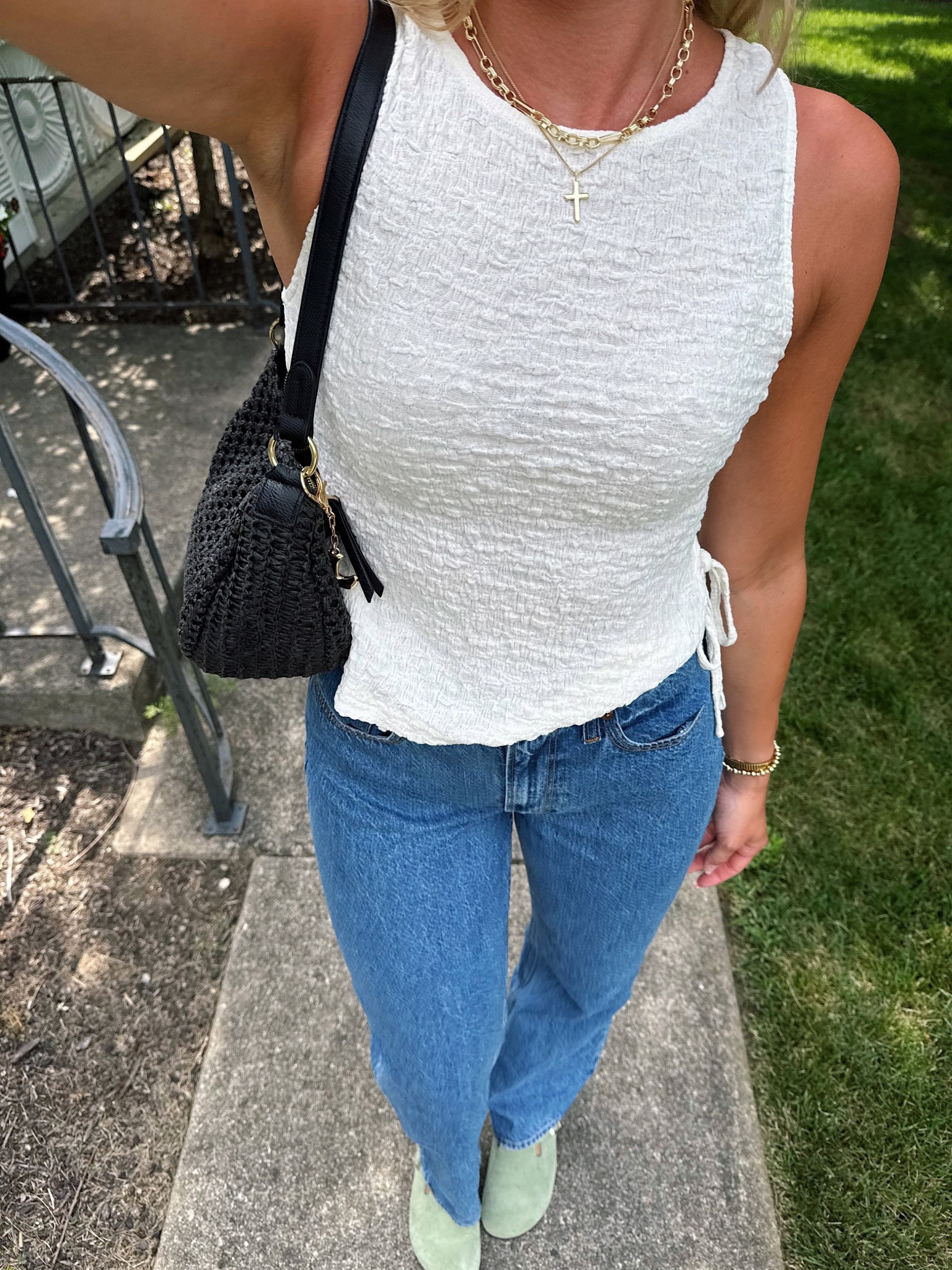 Simple outfit of the night 🤍🫐🧚🏻✨ top launches (Waterlilyclothing.com) this Sunday & im wearing a small!