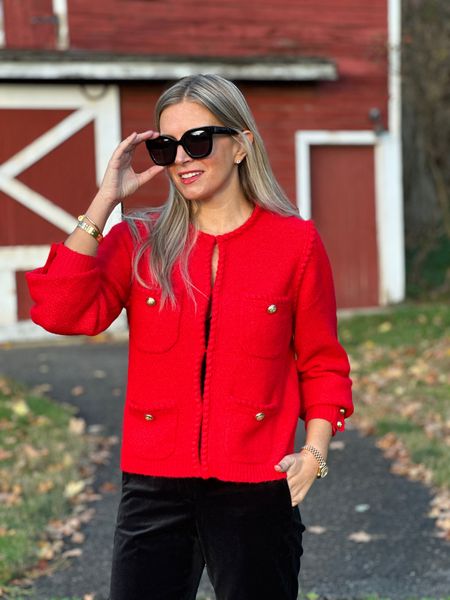 Ready to sleigh 💃🏼🎄 I can’t believe Christmas is 6 weeks away 🎅🏻 TBH, I’m not even ready for Thanksgiving next week 🦃🤷🏼‍♀️ Anyone else with me on that?

I am, however, ready for the holiday style. Bring on all the bright reds! ❤️ We all know red is pink’s louder sister! 😉



#LTKsalealert #LTKHoliday #LTKSeasonal