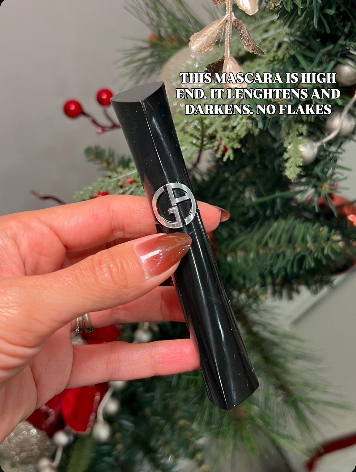 I love this mascara! Gives the perfect length and lift. Does not flake 

#LTKBeauty #LTKFindsUnder100 #LTKHoliday
