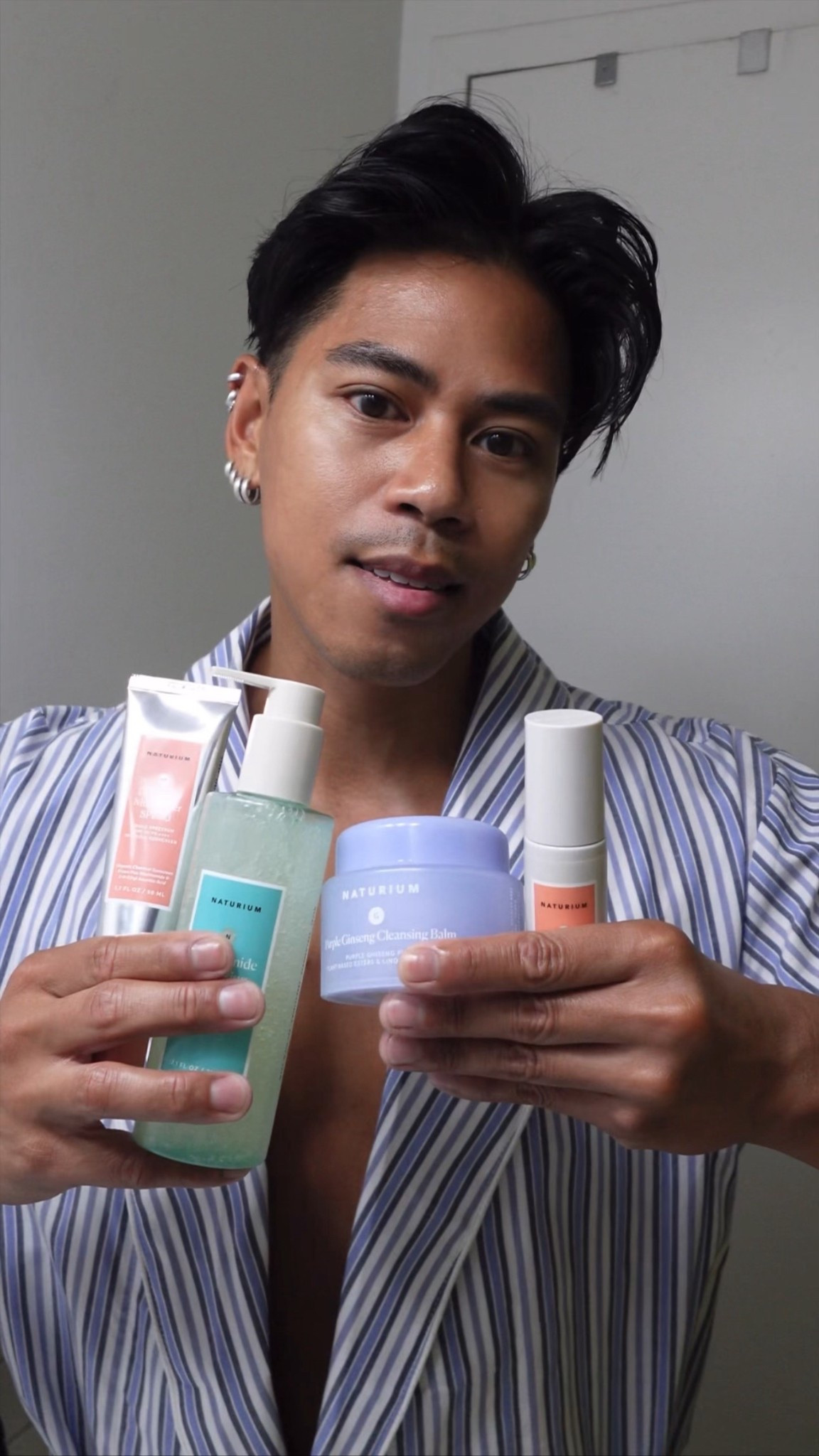 #ad My #skincareroutine just got easier now that my favorite @naturiumskin products are available at @target. Shop here and try it out for yourself!

#naturiumpartner #naturium #naturiumskincare #targetpartner #Target


#LTKBeauty