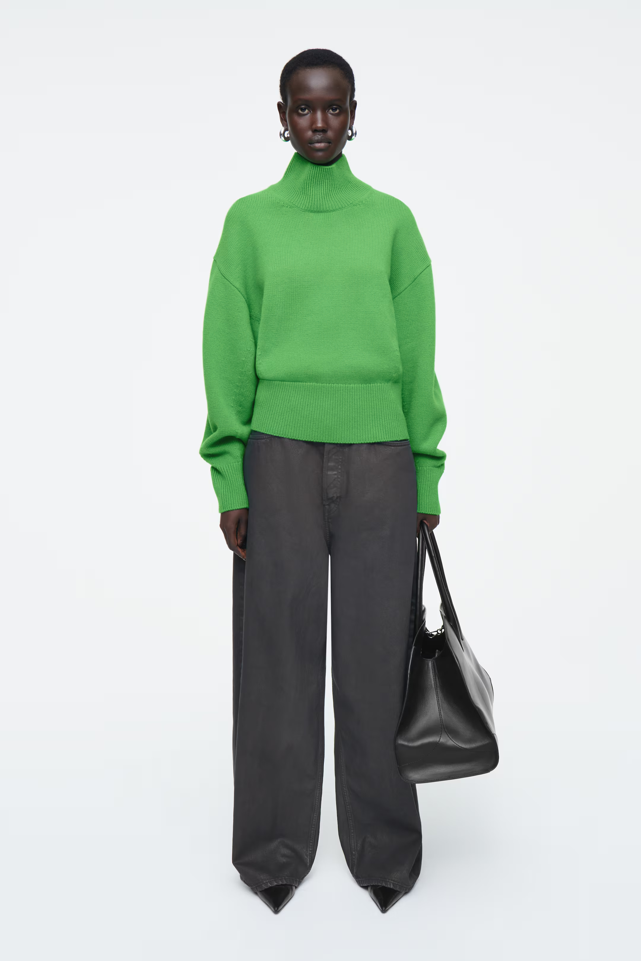 FUNNEL-NECK WAISTED WOOL JUMPER | H&M (UK, MY, IN, SG, PH, TW, HK)