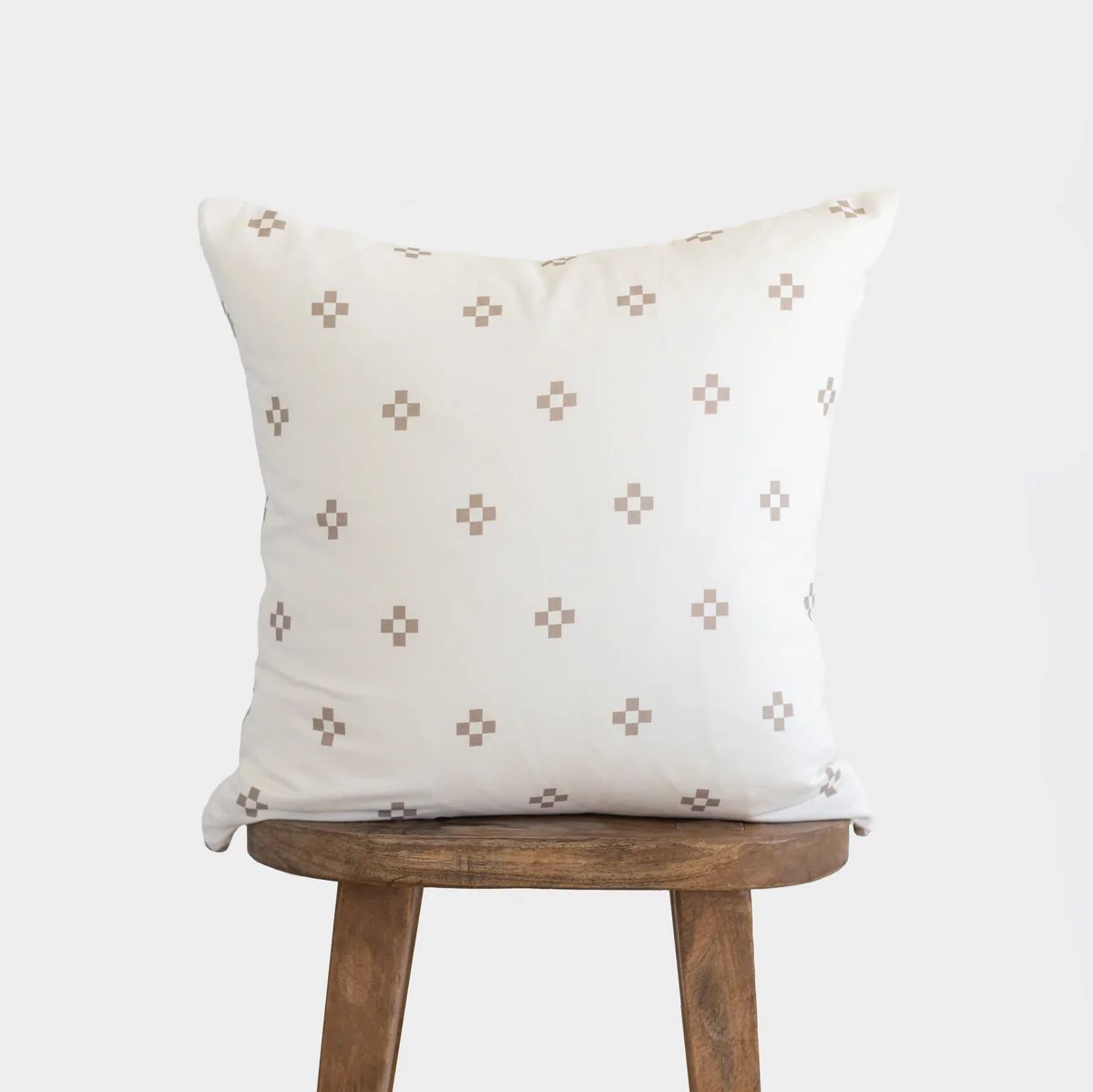 Aspen in Cream - 22" Moroccan Pillow Cover | Woven Nook