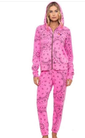 Super cute bandana sweat set. Available in several colors 

#LTKSeasonal #LTKActive #LTKfitnessgoals