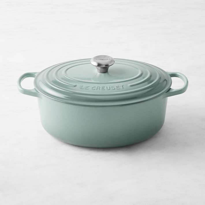 Le Creuset Signature Enameled Cast Iron Oval Dutch Oven | Williams-Sonoma
