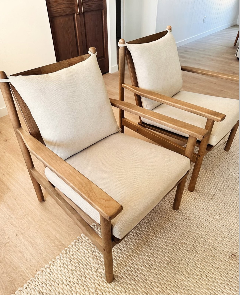 Set of two chairs, accent chairs, armchairs, wood chairs, living room chairs, living room furniture, living room ideas

#LTKSaleAlert #LTKHome