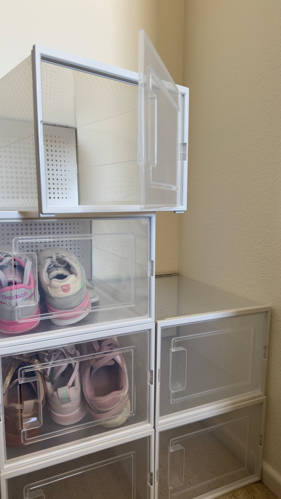 Cleaning the kids closets now and thought of sharing those stackable show storage organizers. They’re a game changer and so spacious! Their closets are tiny so those were the perfect solution! 

Storage, shoe organization, Amazon must have, home finds, space saving, stackablee


#LTKmomlife #LTKKids #LTKHome