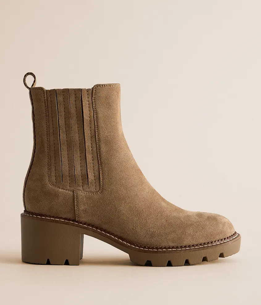 Shelbby Lug Sole Ankle Boot | Buckle