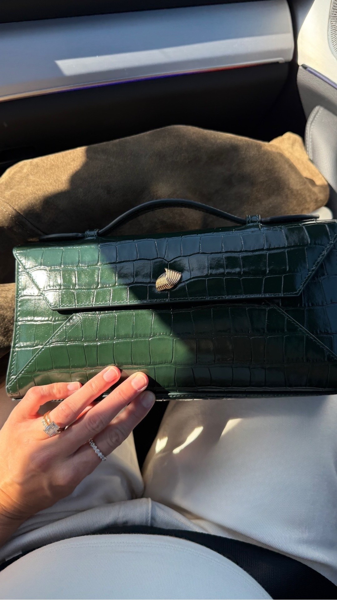 Wearing a med in jacket and tank,  31 in jeans (sized up from 26 for pregnancy), shoes run tts! Code “KPGS20!” for discount on pointer finger ring! #kathleenpost

Spring transition outfit, casual chic look, date night outfit, bump friendly, spring outfits 2026, maternity look

#LTKootd #LTKBump #LTKSeasonal