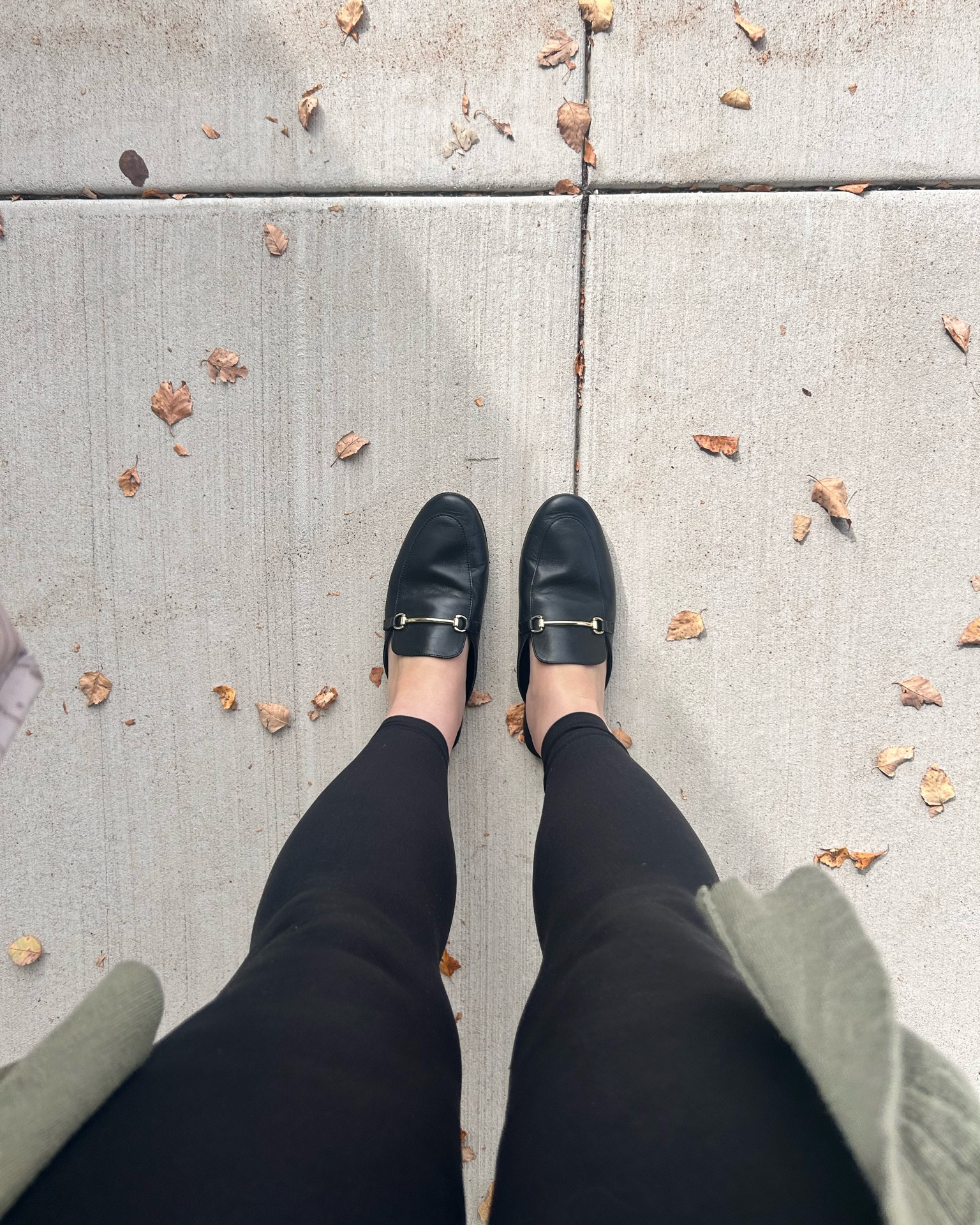 I’ve been needing to replace my Gucci inspired loafers for years - I wear them all the time and definitely consider them a closet staple.

Gucci loafer, Gucci dupe, loafer mule, mules, black mules, black bit loafer, bit loafer, gold hardware loafer, black flats, mules for work, work shoes, flats for work 

#LTKStyleTip #LTKWorkwear #LTKShoeCrush