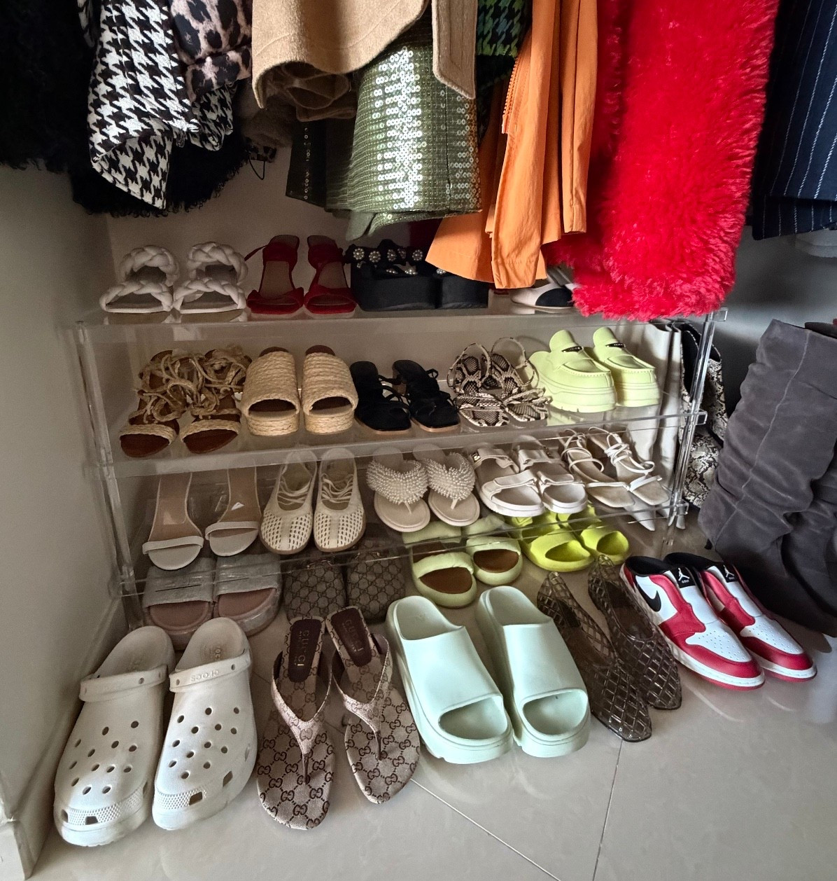 the easiest way to keep your shoes organized & on display 👟🤍