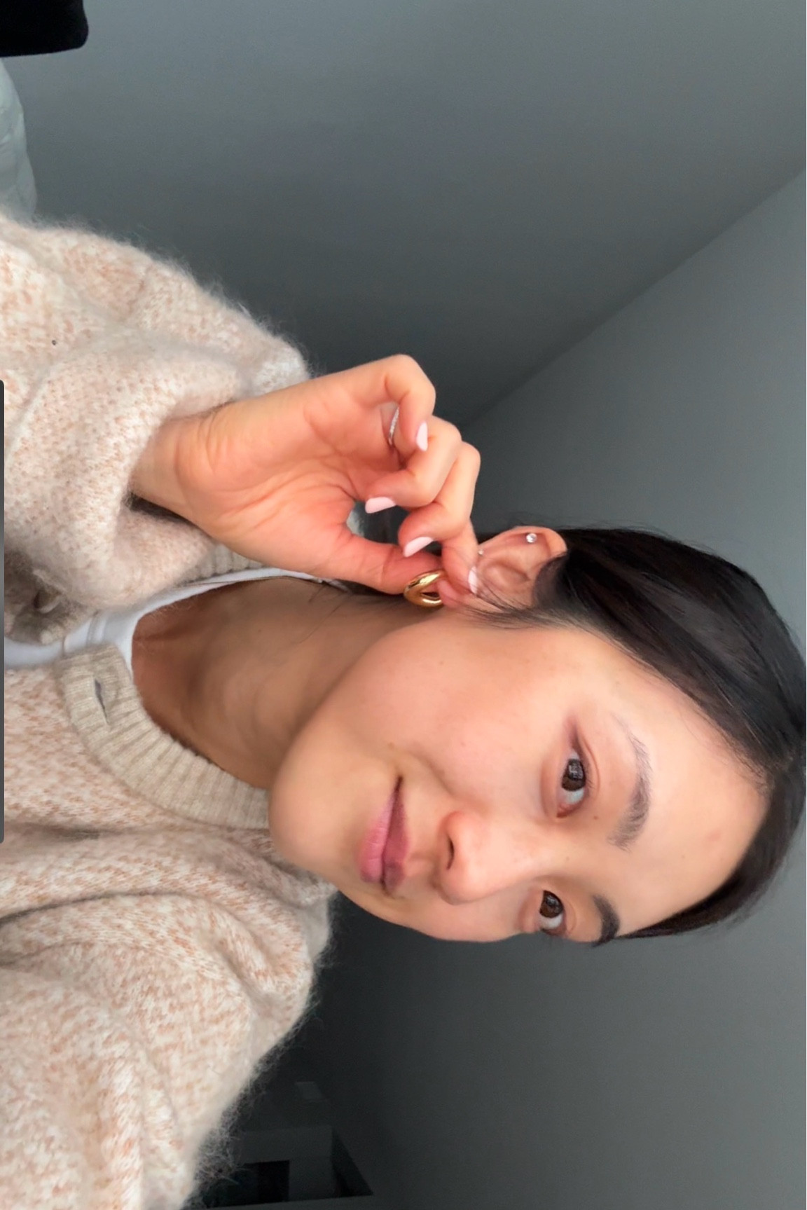 Minimalist gold earrings 

#LTKbeauty #LTKkorea #LTKwedding