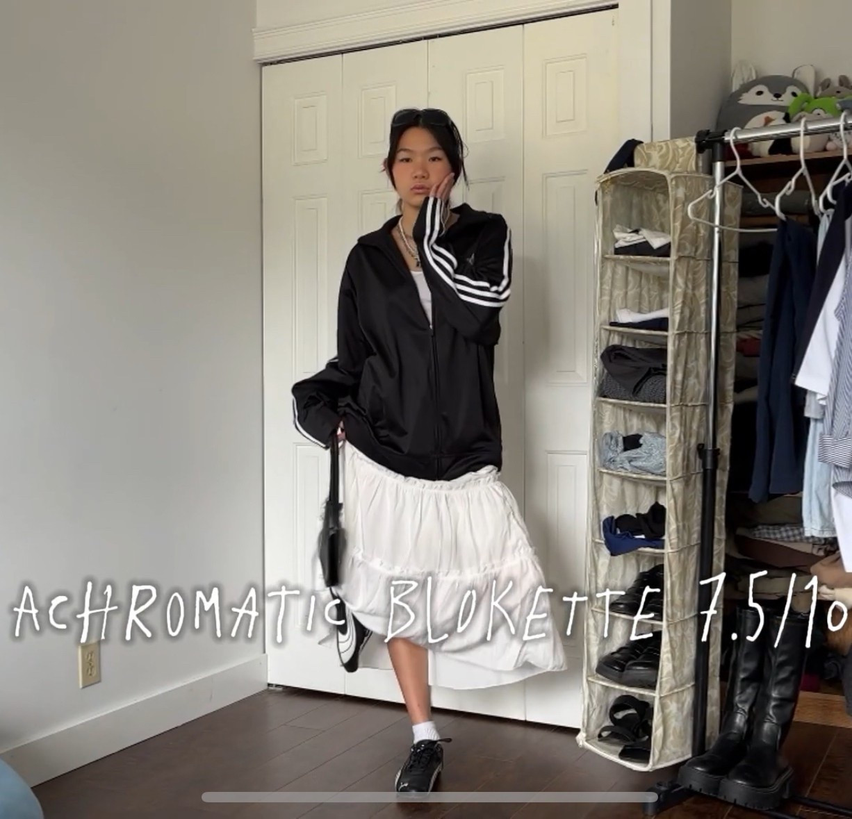 Blokette modest spring outfit