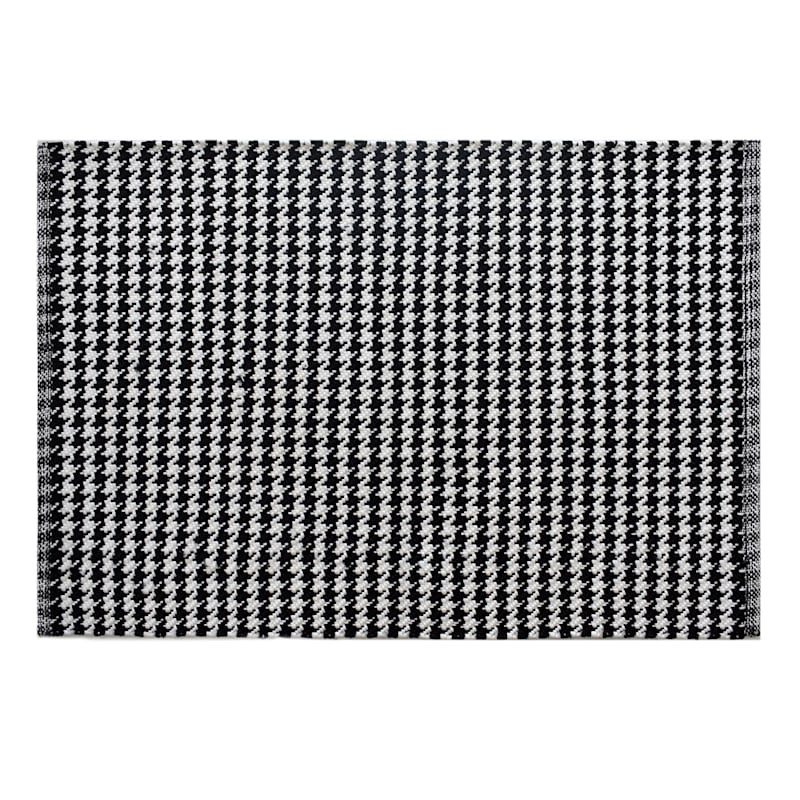 Black & White Houndstooth Layering Accent Rug, 24x36 | At Home
