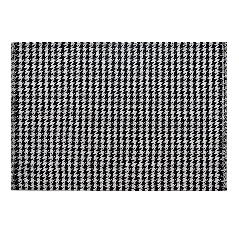 Black & White Houndstooth Layering Accent Rug, 24x36 | At Home