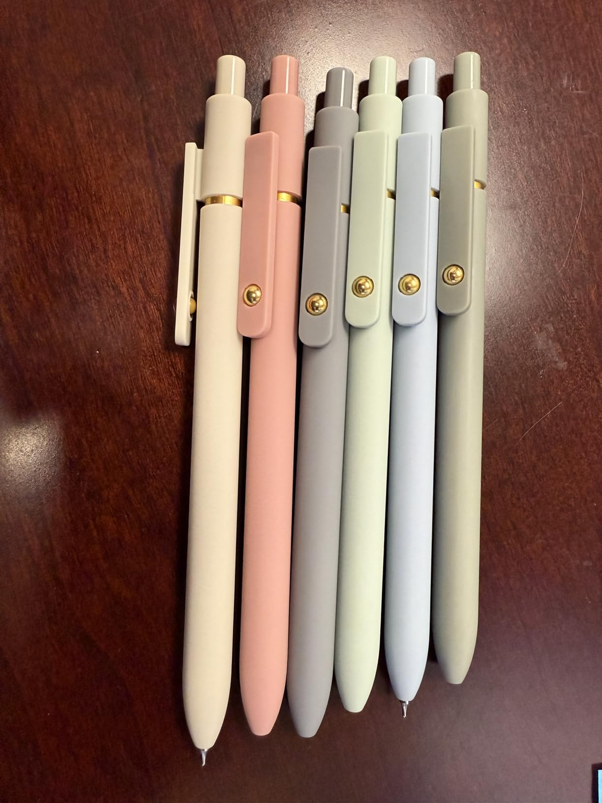 Ddaowanx Bolígrafos de Gel, 6 Piezas 0.5mm Bolígrafos de Tinta Negra de Secado Rápido de Punta... | Amazon (US)