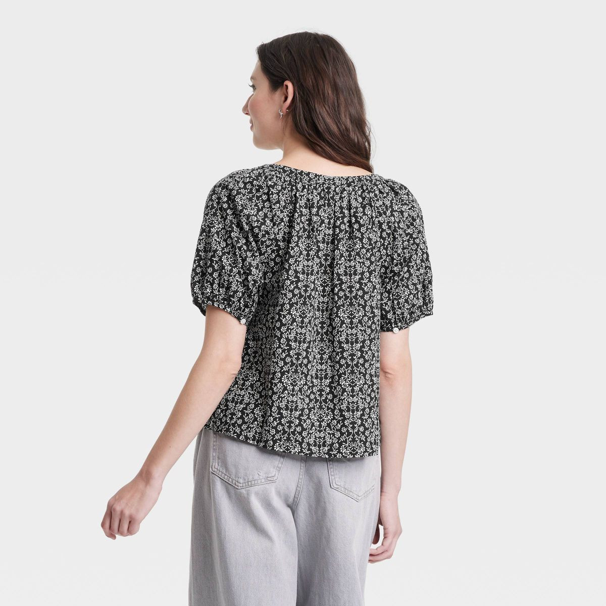 Women's Puff Short Sleeve Blouse - Universal Thread™ | Target