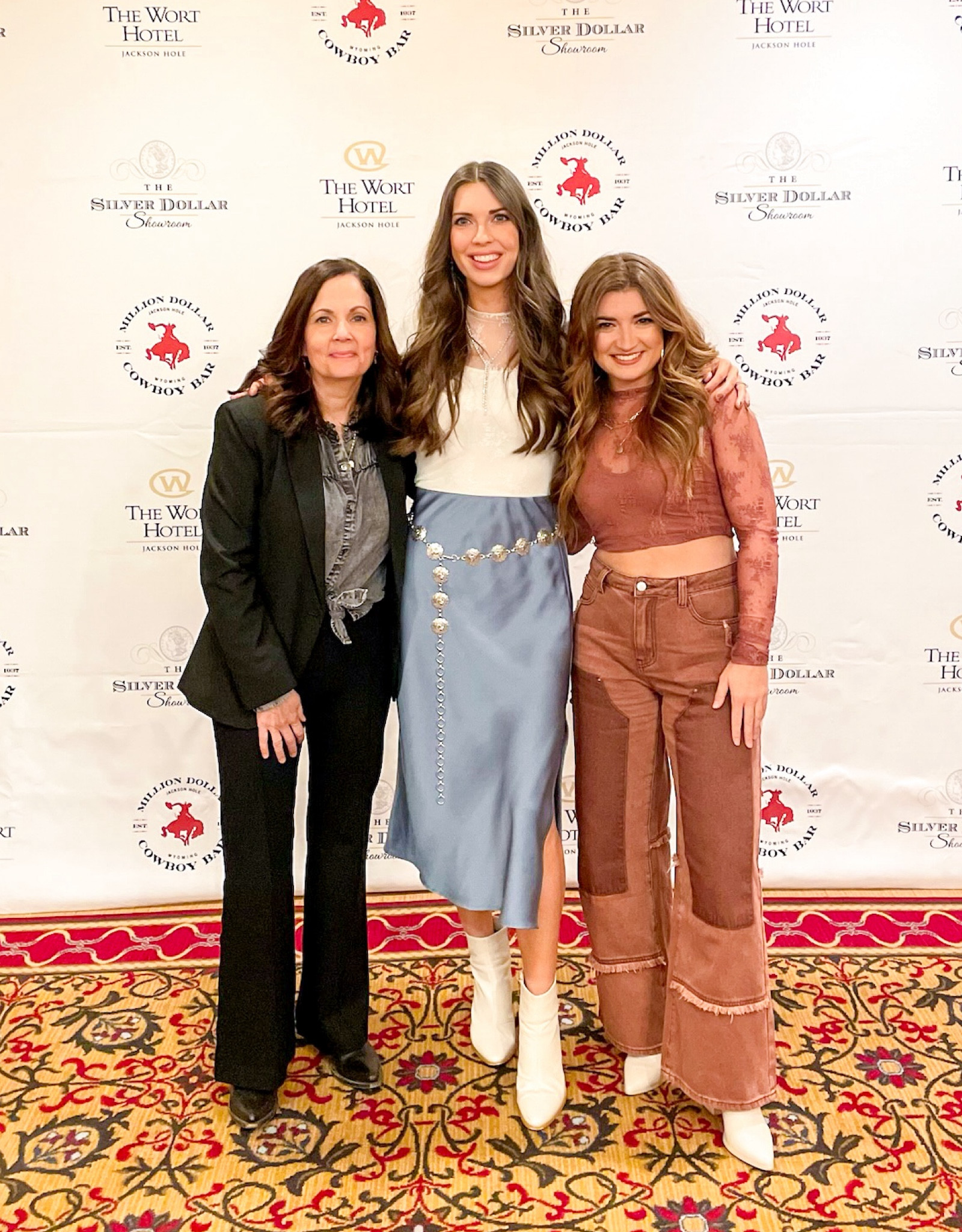 Show look from night 1 of Cowgirls at The Cowboy in Jackson Hole, with Lori McKenna & Tenille Townes 🤍

Country concert outfit, nashville outfit, western fashion, midi skirt, satin skirt, lace top 

#LTKShoeCrush #LTKStyleTip #LTKFindsUnder100