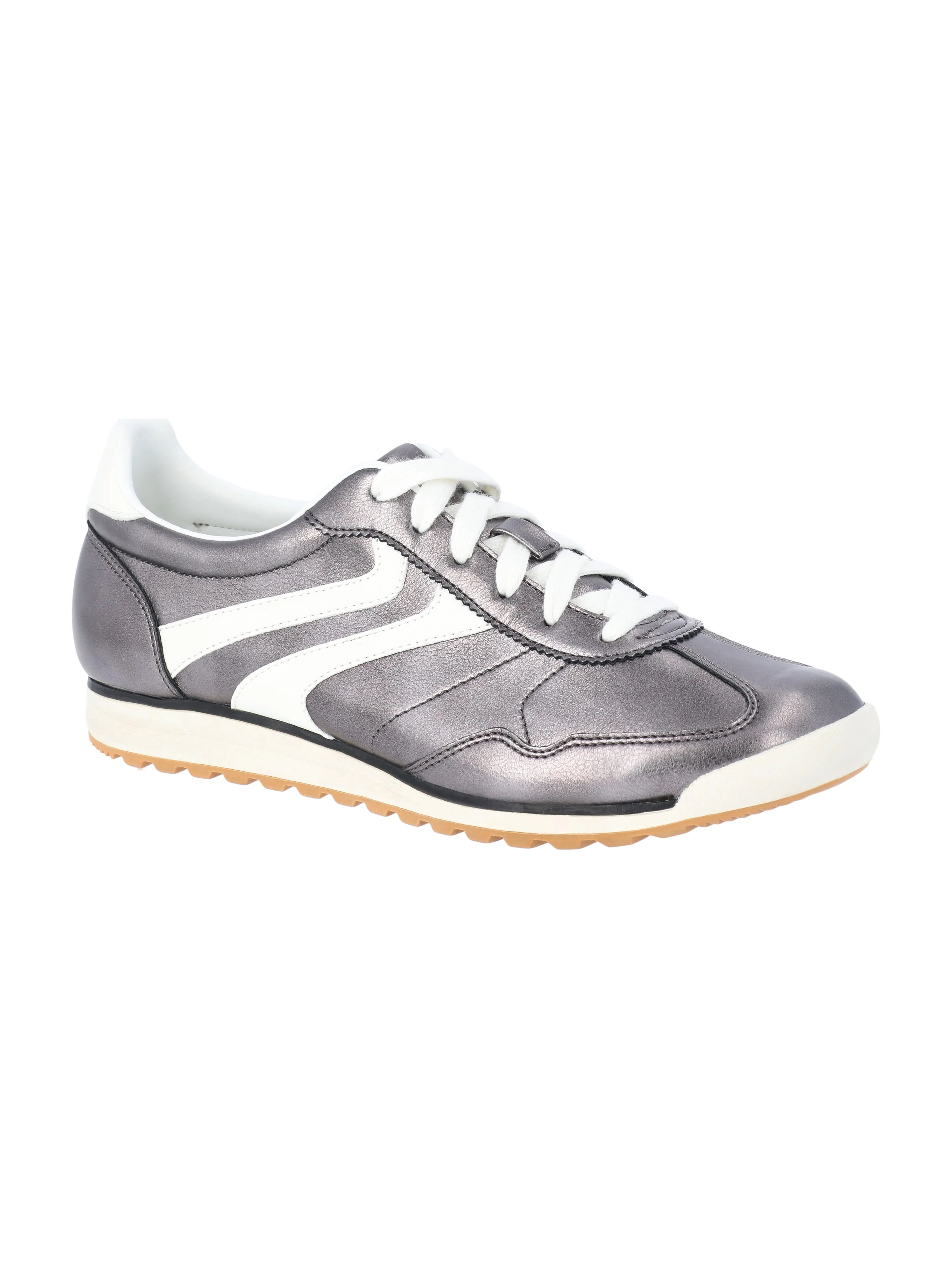 No Boundaries Women's Retro Lace-Up Sneakers | Walmart (US)