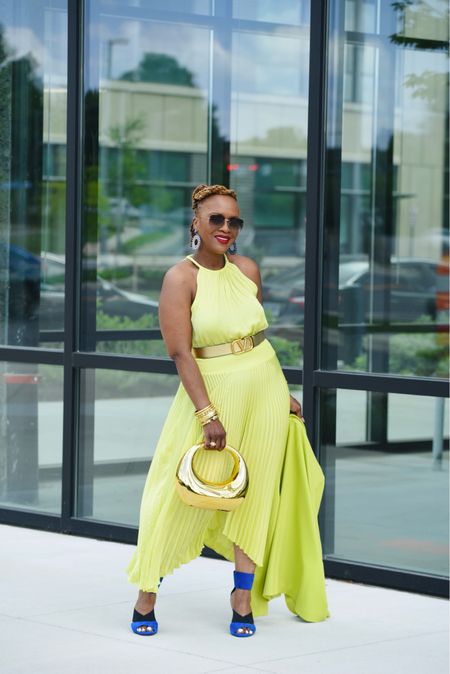 Summer like green dresses 

#LTKStyleTip #LTKTravel #LTKWorkwear