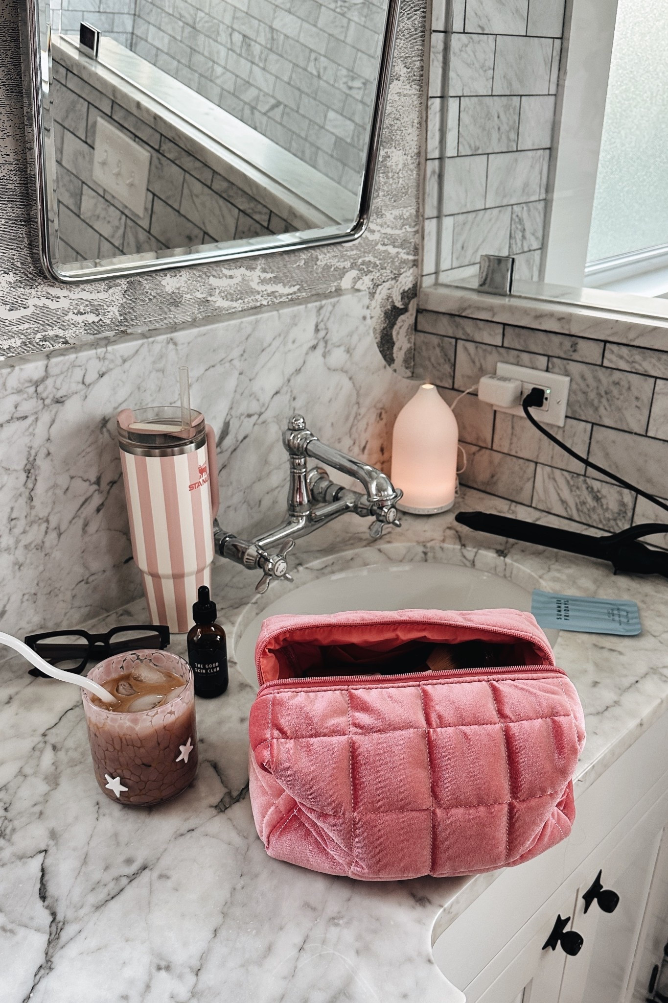 Makeup Bag & morning routine favorites 🎀

#LTKBeauty #LTKSeasonal #LTKGiftGuide