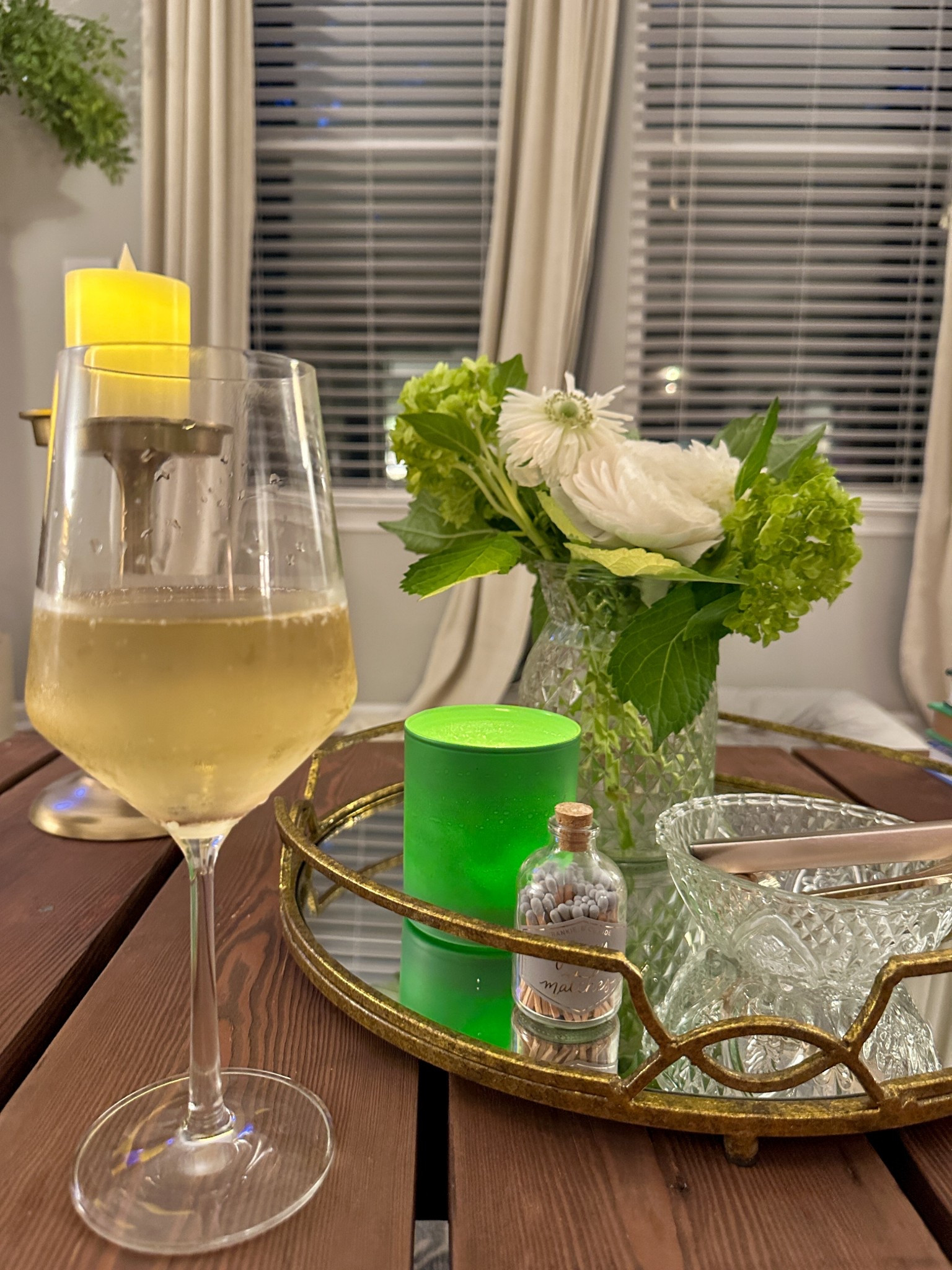 @hotellobbycandle
 released their summer collection this morning & my personal favorite, The Hamptons, is back! Inspired by peak-season farmer’s market hauls, Hamptons is a refreshing celebration of summer. Notes of vine-ripened tomato and fresh basil mingle with sweet geranium and rosewater as a nod to the bountiful harvest of the season. Get yours here! 

Linking other spring favorites, too!

*London for home office
*Paris for primary bedroom
*Spa for bathrooms
*Blue Skies for Living room while finishing a lemon based scent in kitchen 

#LTKSeasonal #LTKHome #LTKStyleTip