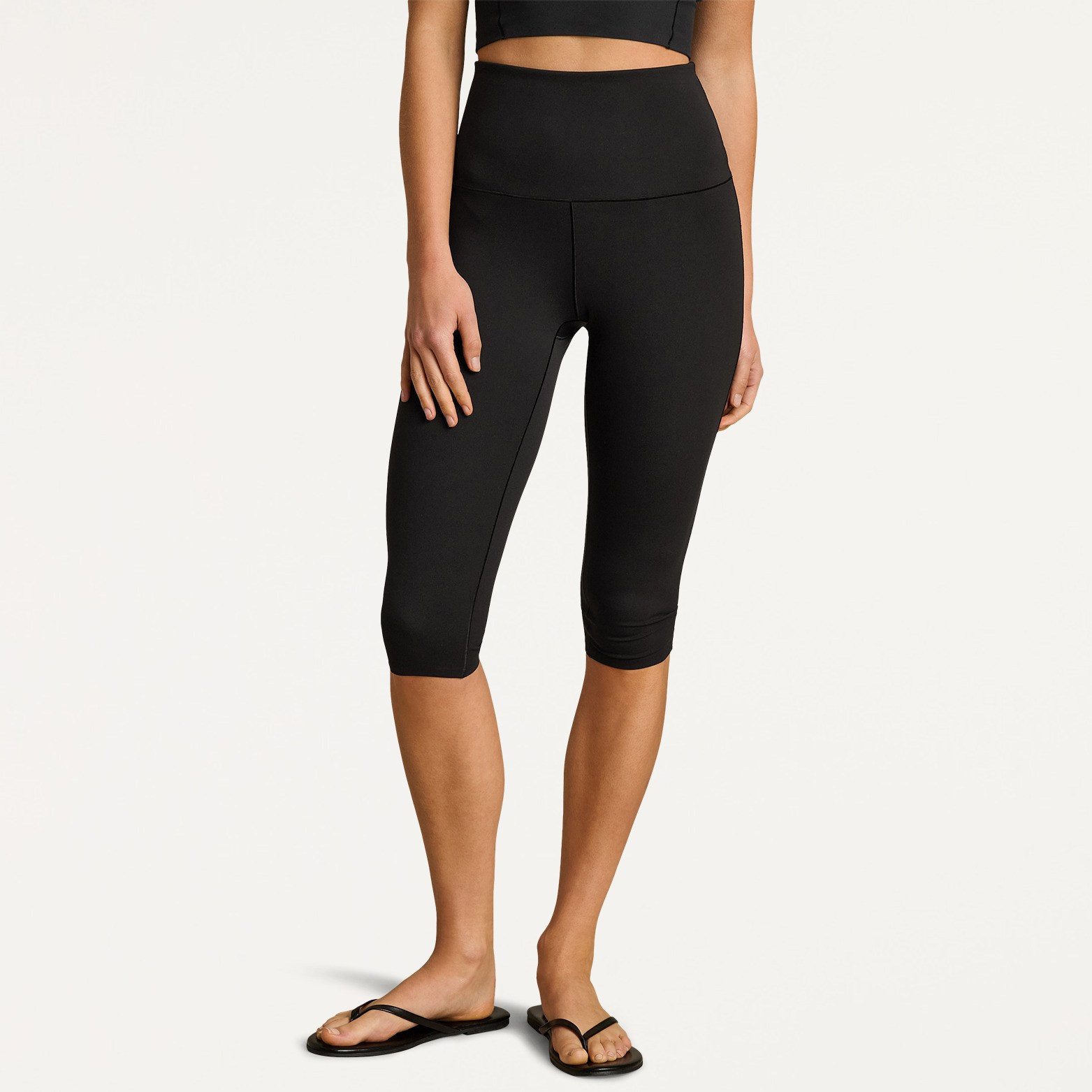 RHONE Women's Revive Capri Leggings Black L | REI