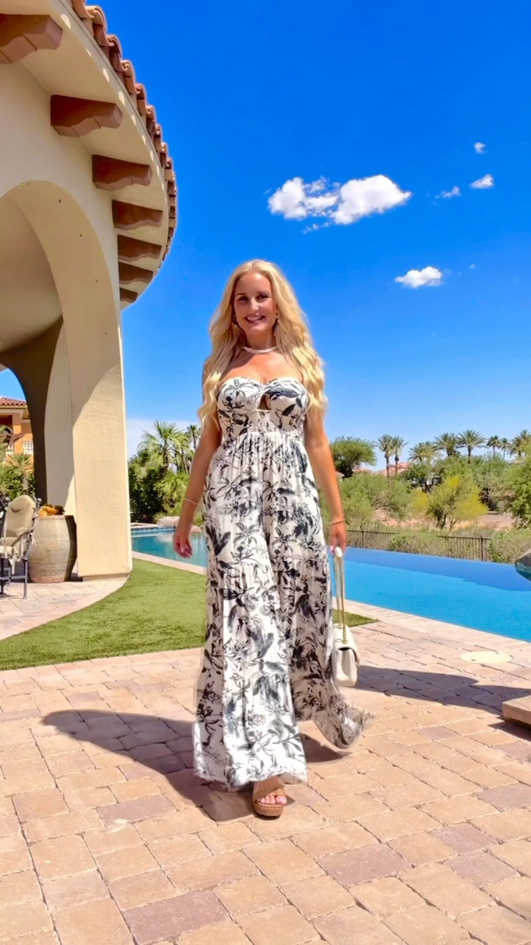 The cutest navy blue and cream jumpsuit. Sooo comfy and the waist is stretchy. Use code LOVINGLIFE35 for 35% off this jumpsuit!

#LTKdayinmylife #LTKgrwm #LTKootd