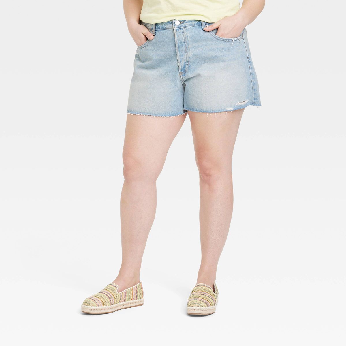 Women's Mid-Rise 90's Baggy Jean Shorts - Universal Thread™ | Target