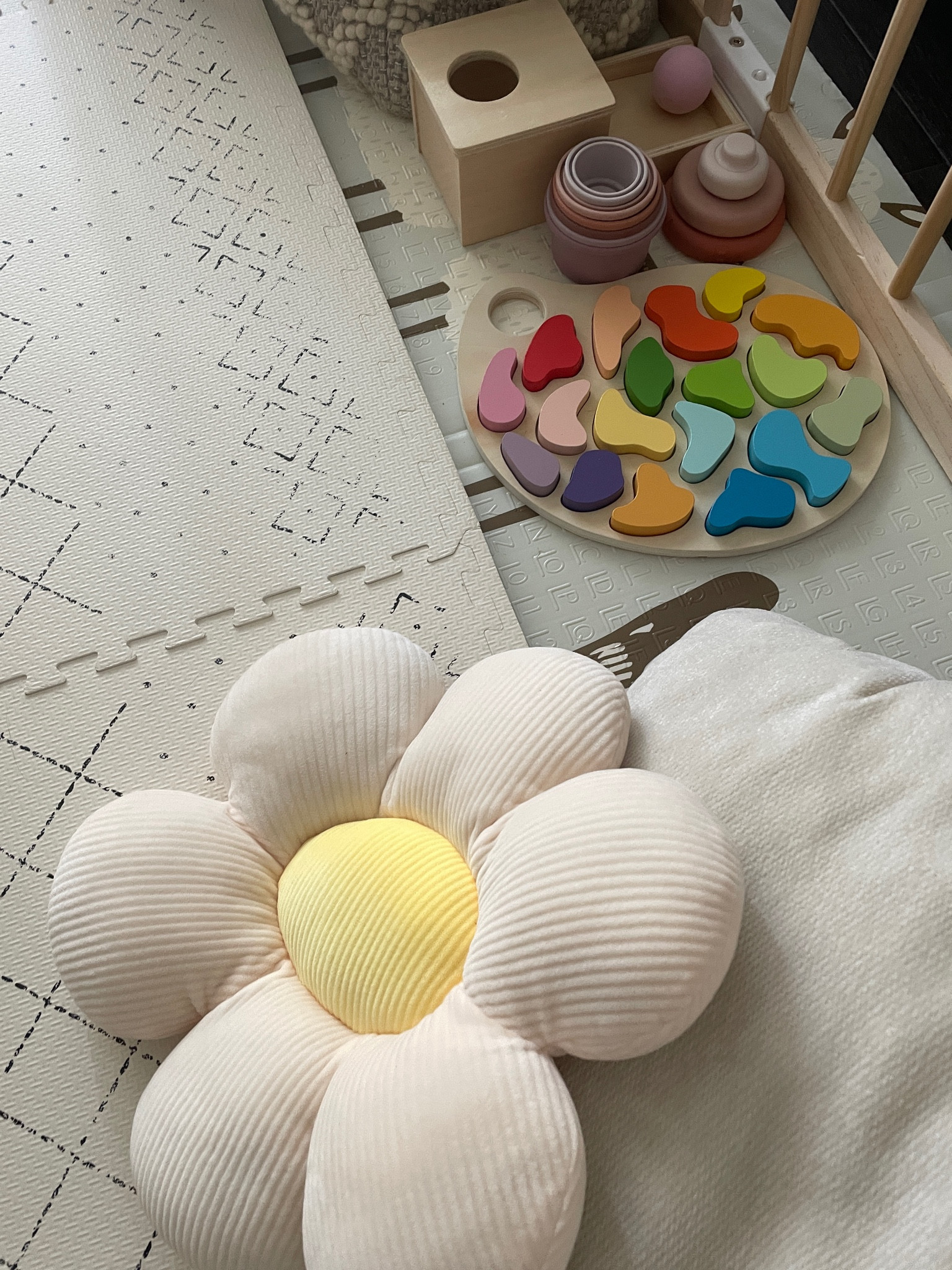 What’s in my baby’s play pen🎨 the best Montessori toys! 


#LTKbaby #LTKsalealert #LTKxPrimeDay