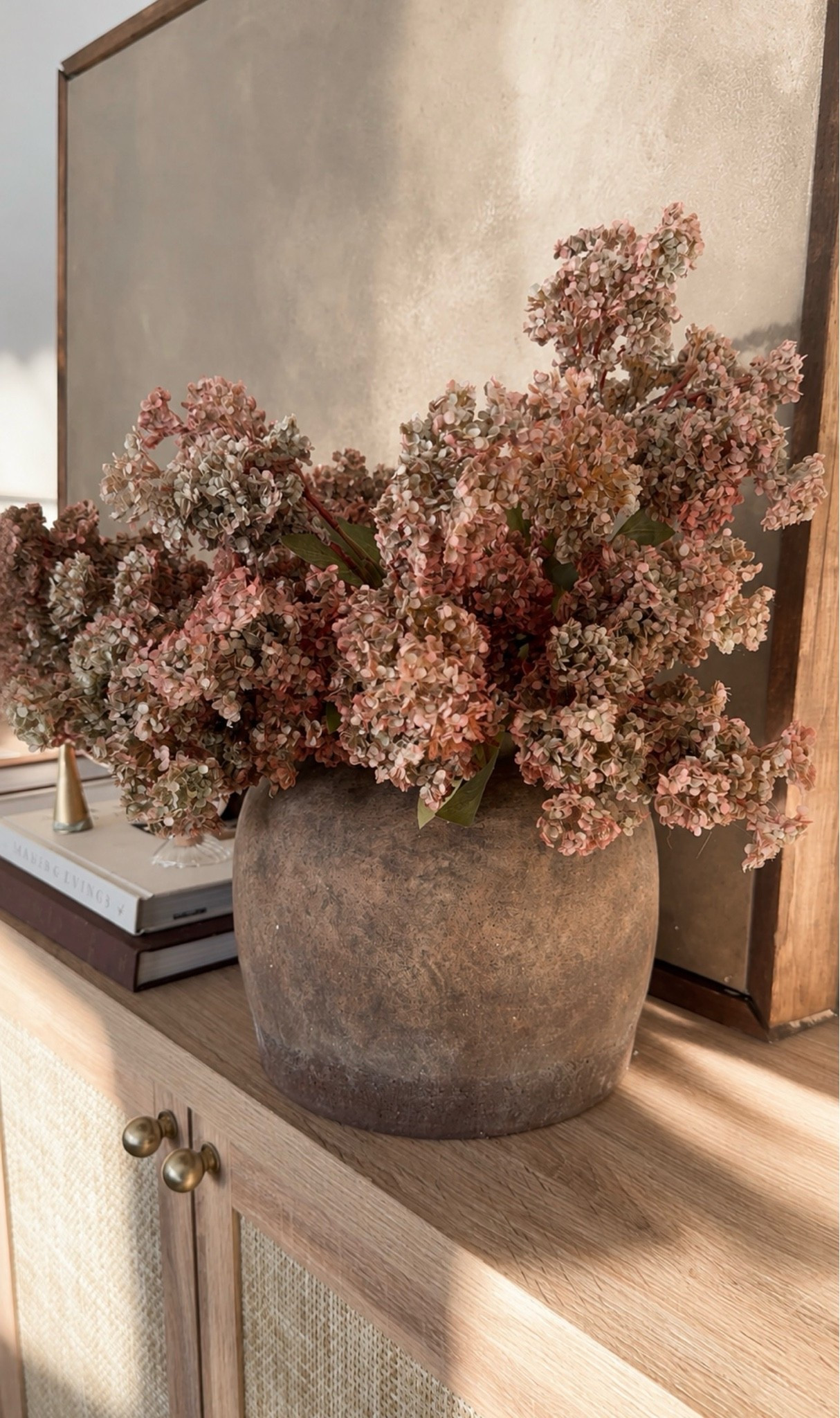 Faux fall floral roundup 🤎 these are the viral hydrangea stems & I used 5 to create this arrangement

#LTKSeasonal #LTKHome