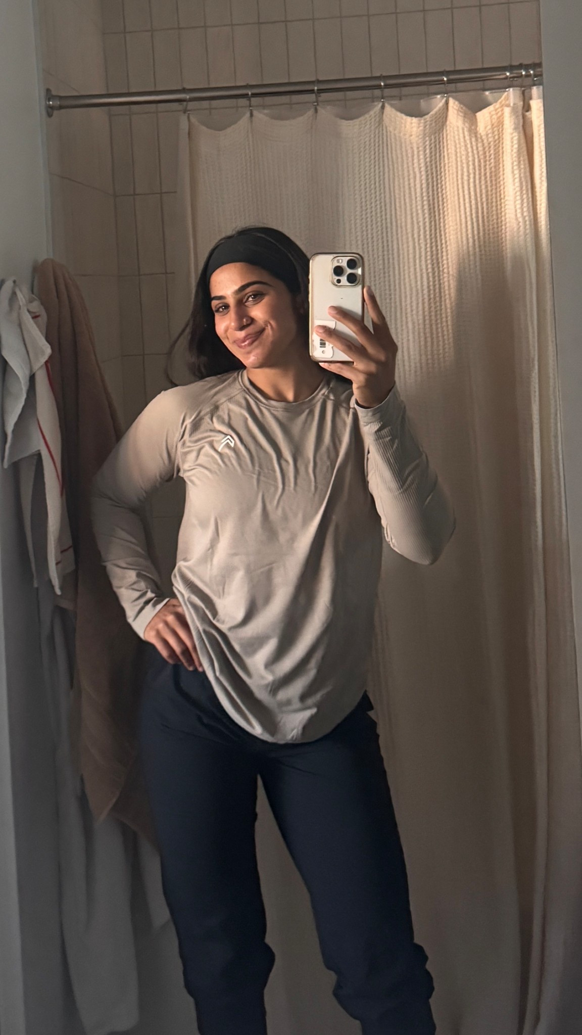 modest workout outfit
code ‘ALESHA’ to save on Oner Active #oneractive #oneractivediscount