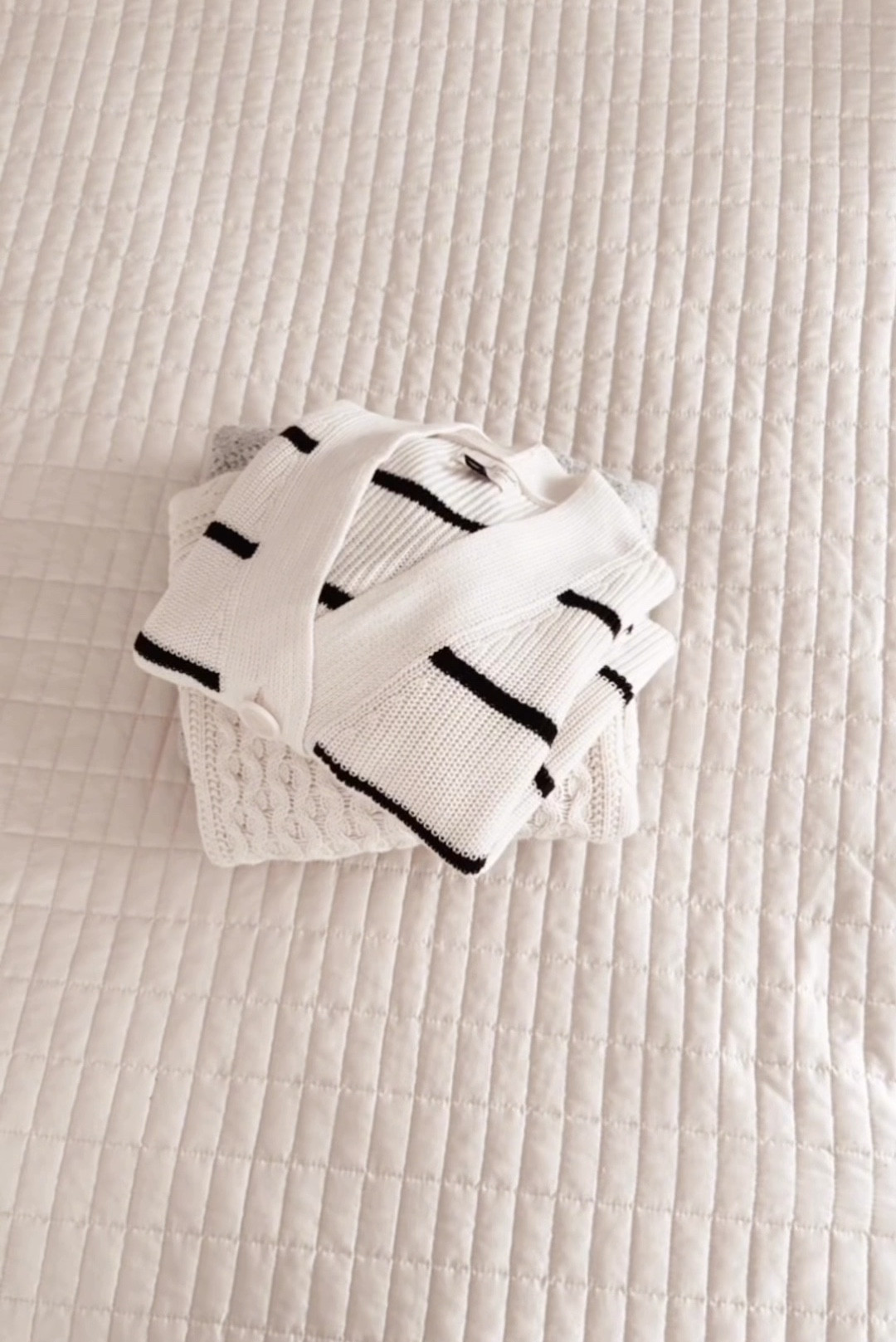 Cotton sweaters are not only cozy, they’re also far better for sensitive skin compared to synthetic fibers. 

Unlike synthetic materials that often trap heat, moisture, and allergens, cotton is breathable, hypoallergenic, and gentle on the skin—making it a great choice for you and your wardrobe. ✨

#LTKGiftGuide #LTKStyleTip #LTKFamily